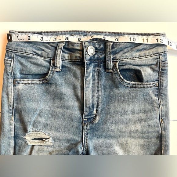 American Eagle Distressed Super Stretch Blue Jeans Women’s Hi-Rise Jegging Sz 2 - Picture 5 of 15